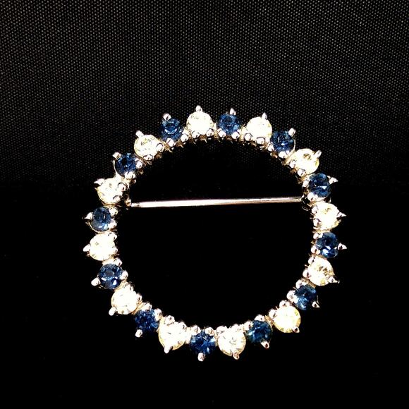 Vintage Panetta Blue Clear Rhinestone Wreath Brooch Rhodium Plated 1960s - Picture 4 of 10